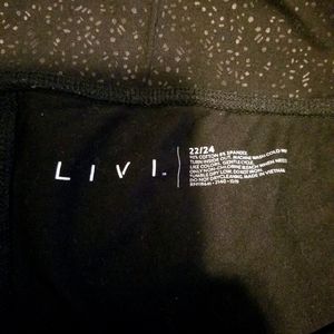 Livi active capri legging
